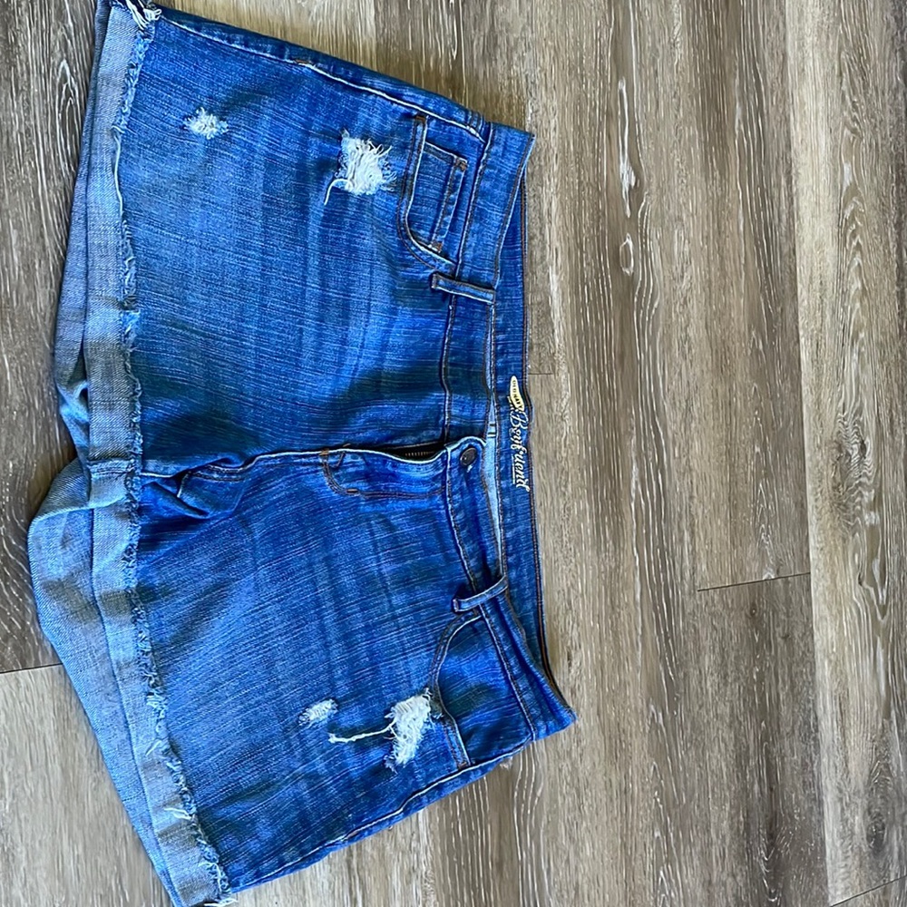 Old Navy Boyfriend jean shorts size 14